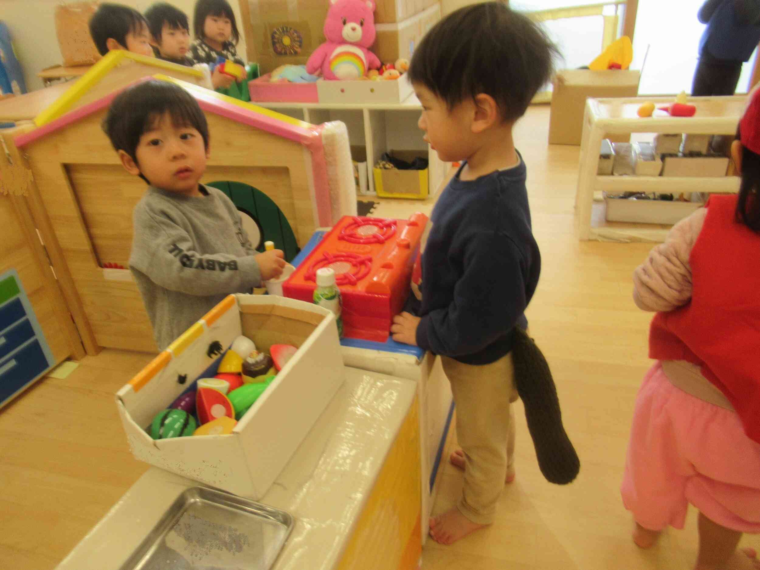 ネコさんいらっしゃいませ♪