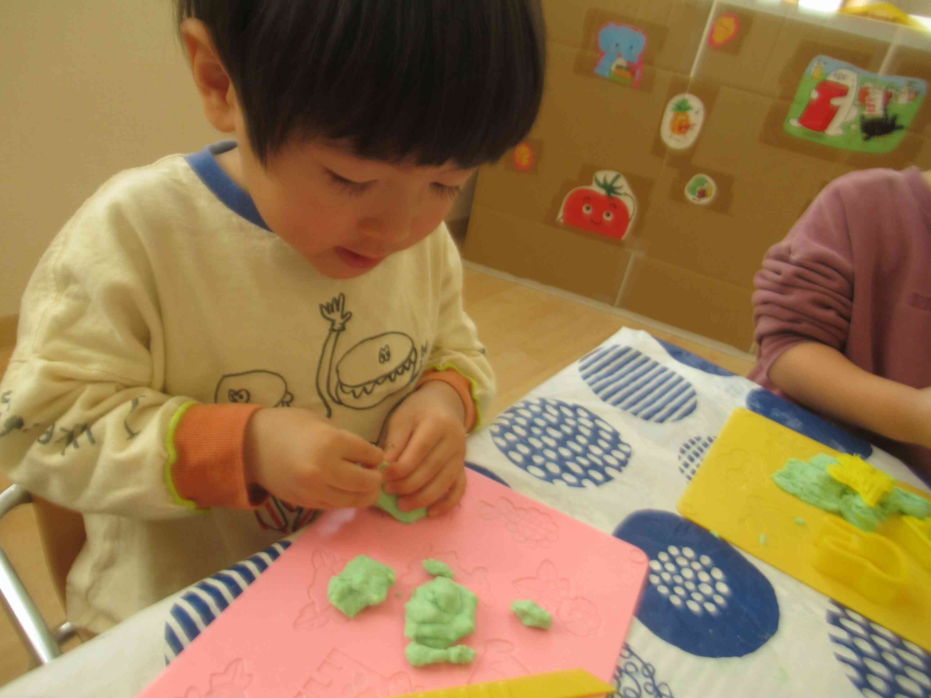 小麦粉粘土で遊んでみよう！