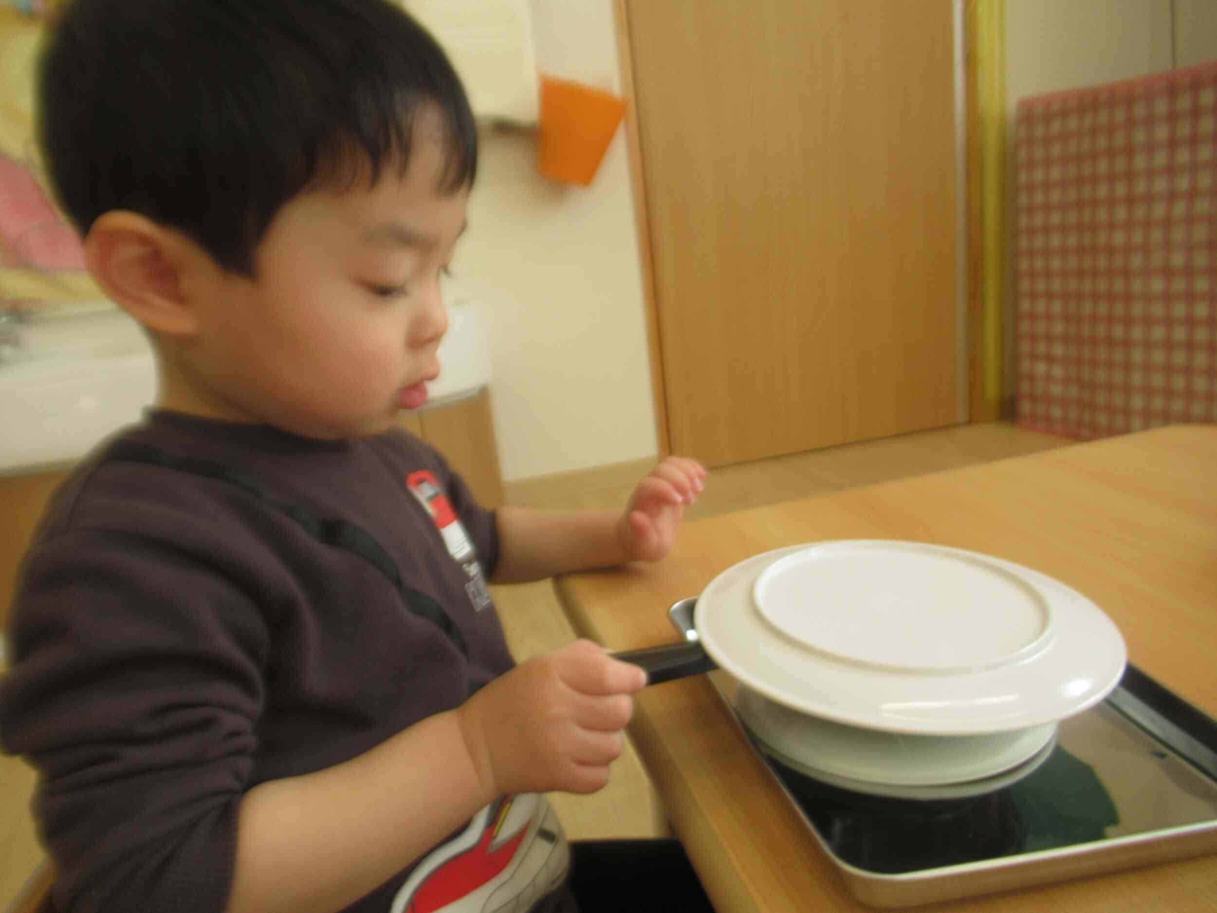 新作ラーメン作ってます!