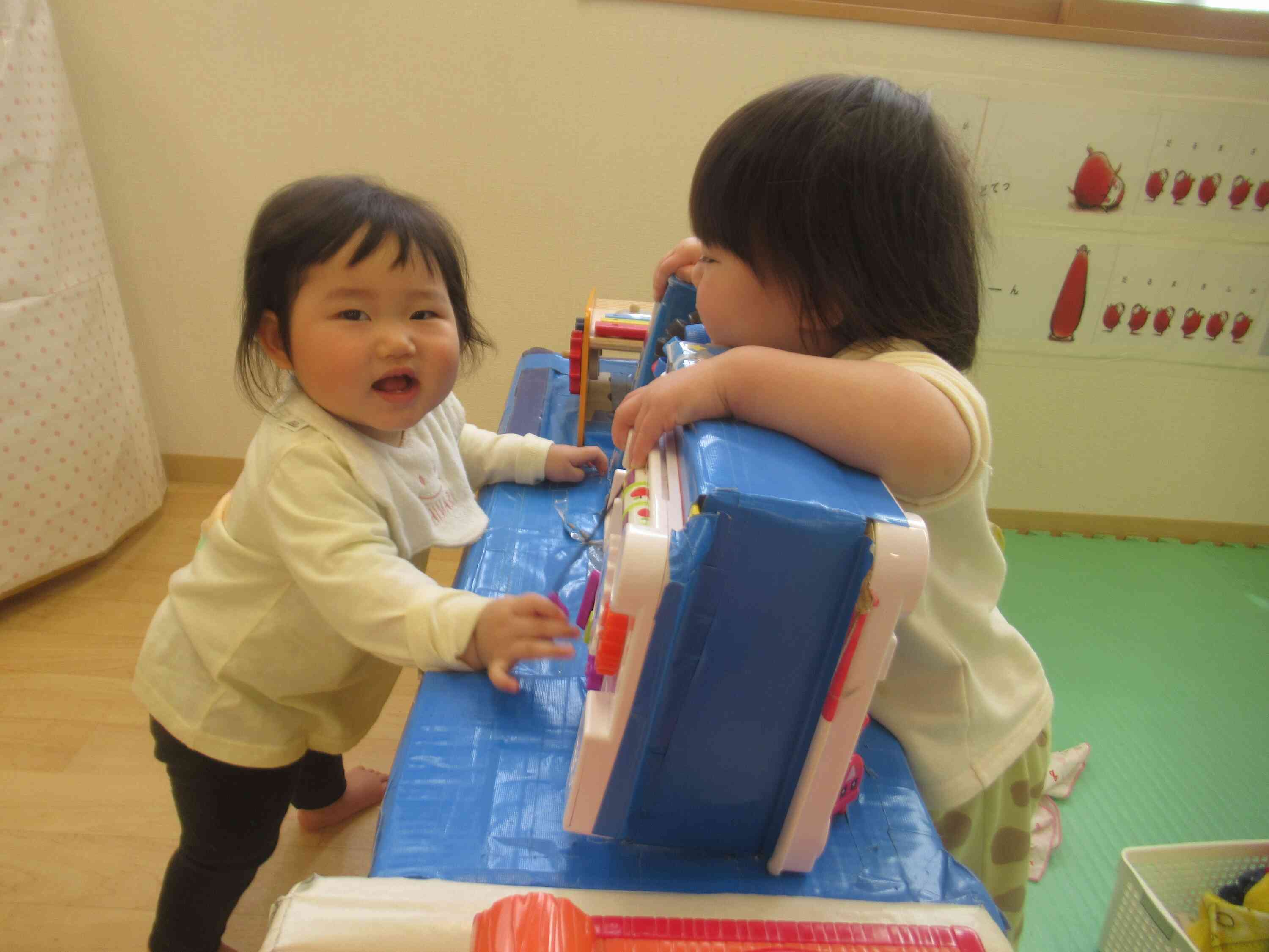 いないいないばぁ