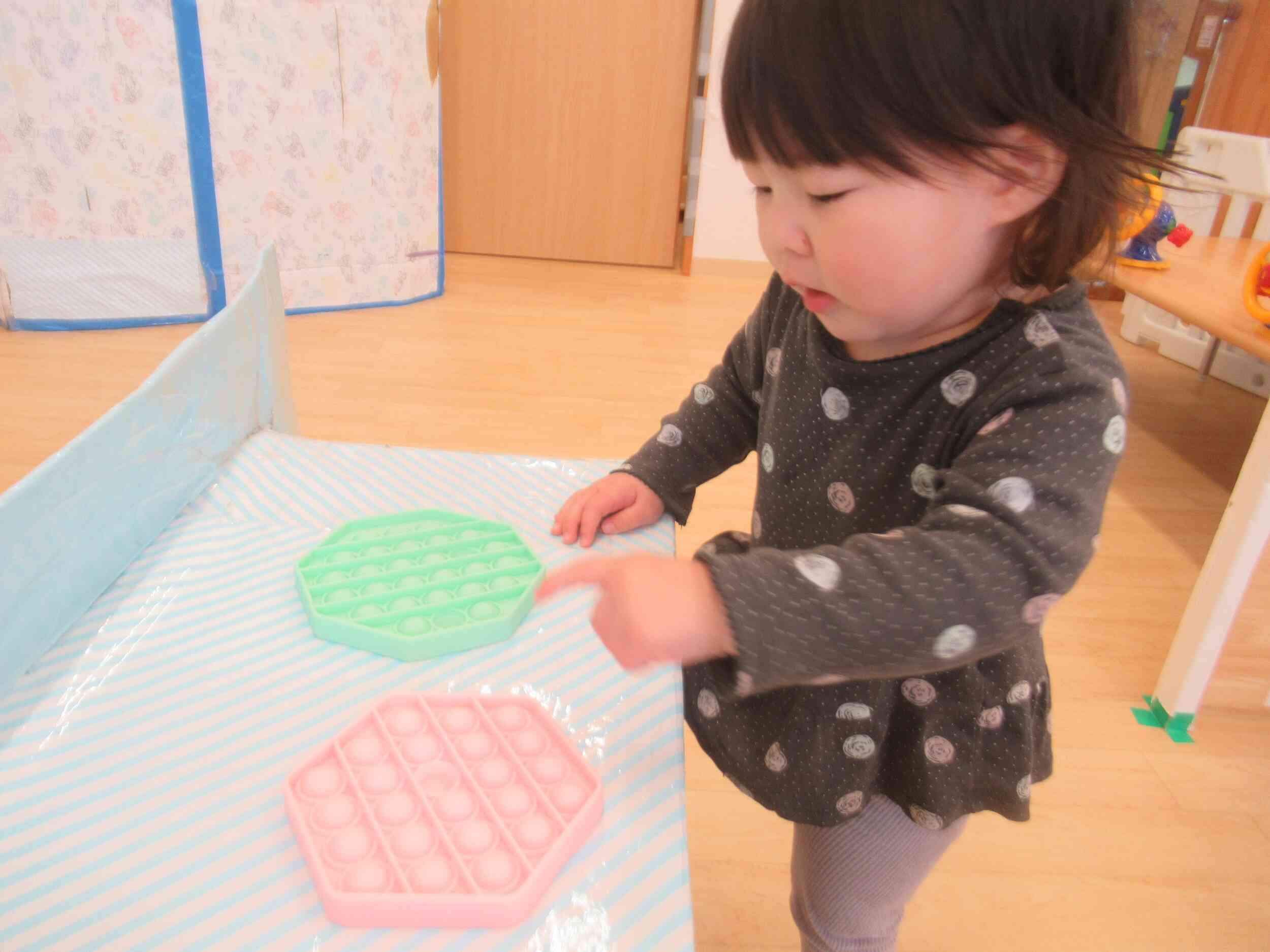 指先を使った遊びが大好き！