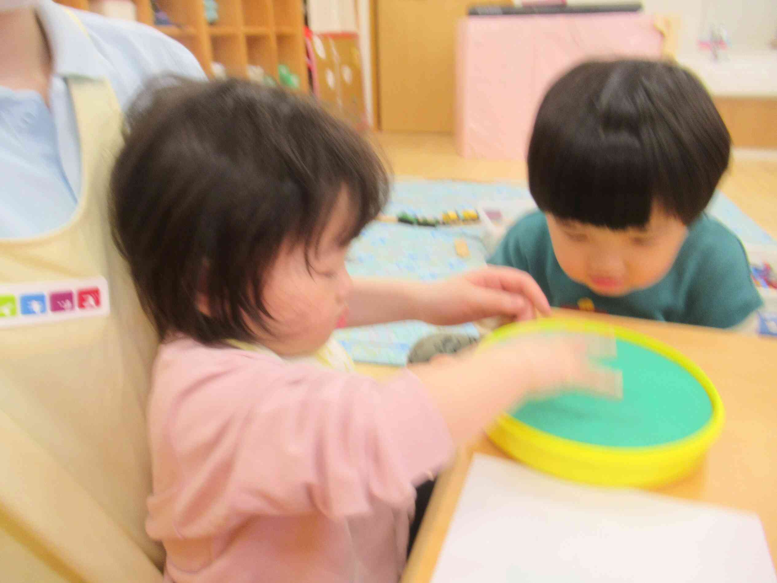 スタンプの感触にドキドキ☆