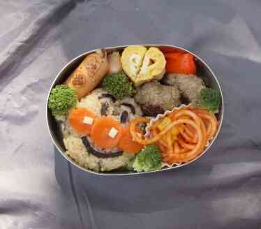 素敵なお弁当です。