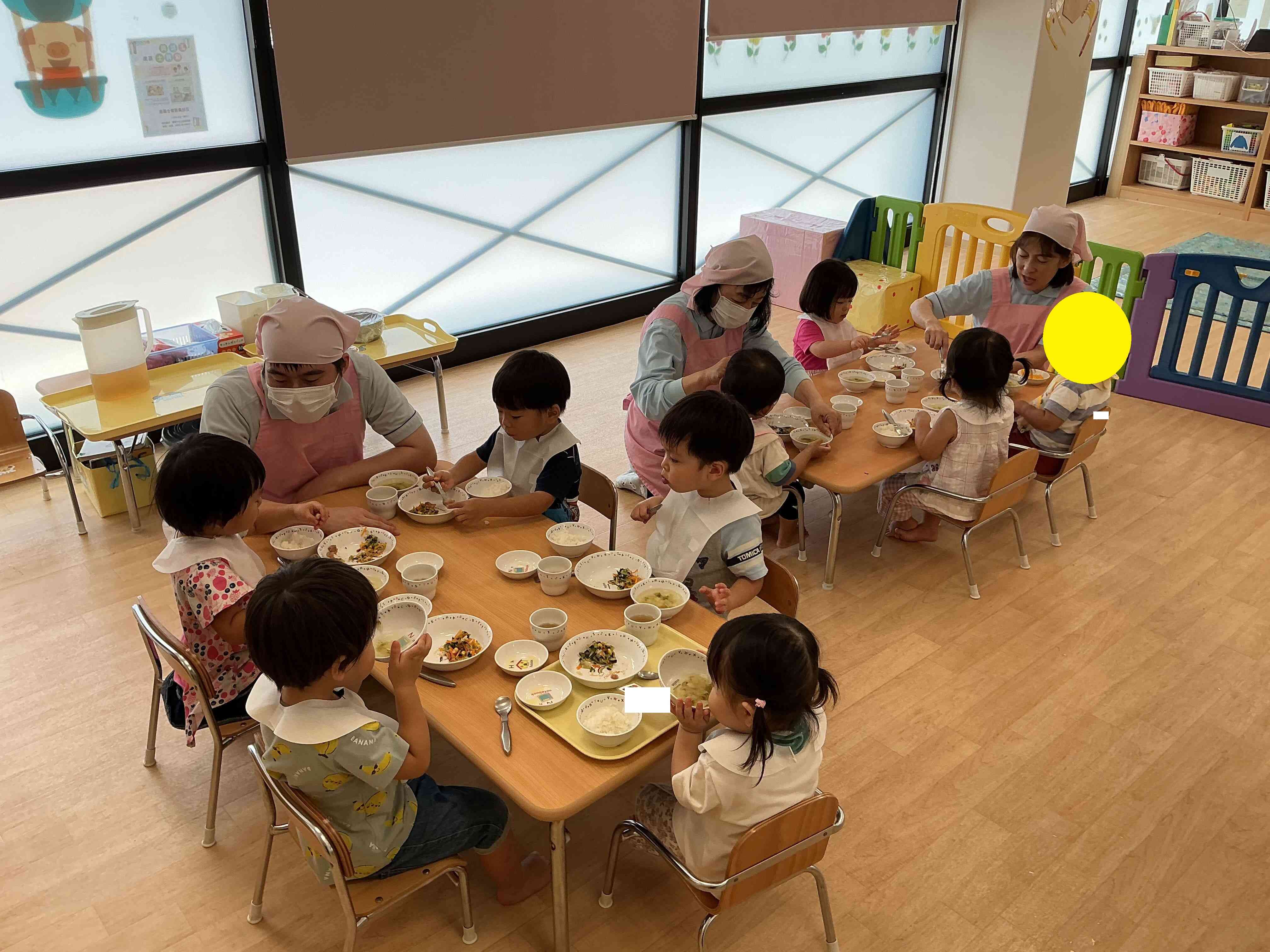 給食の様子