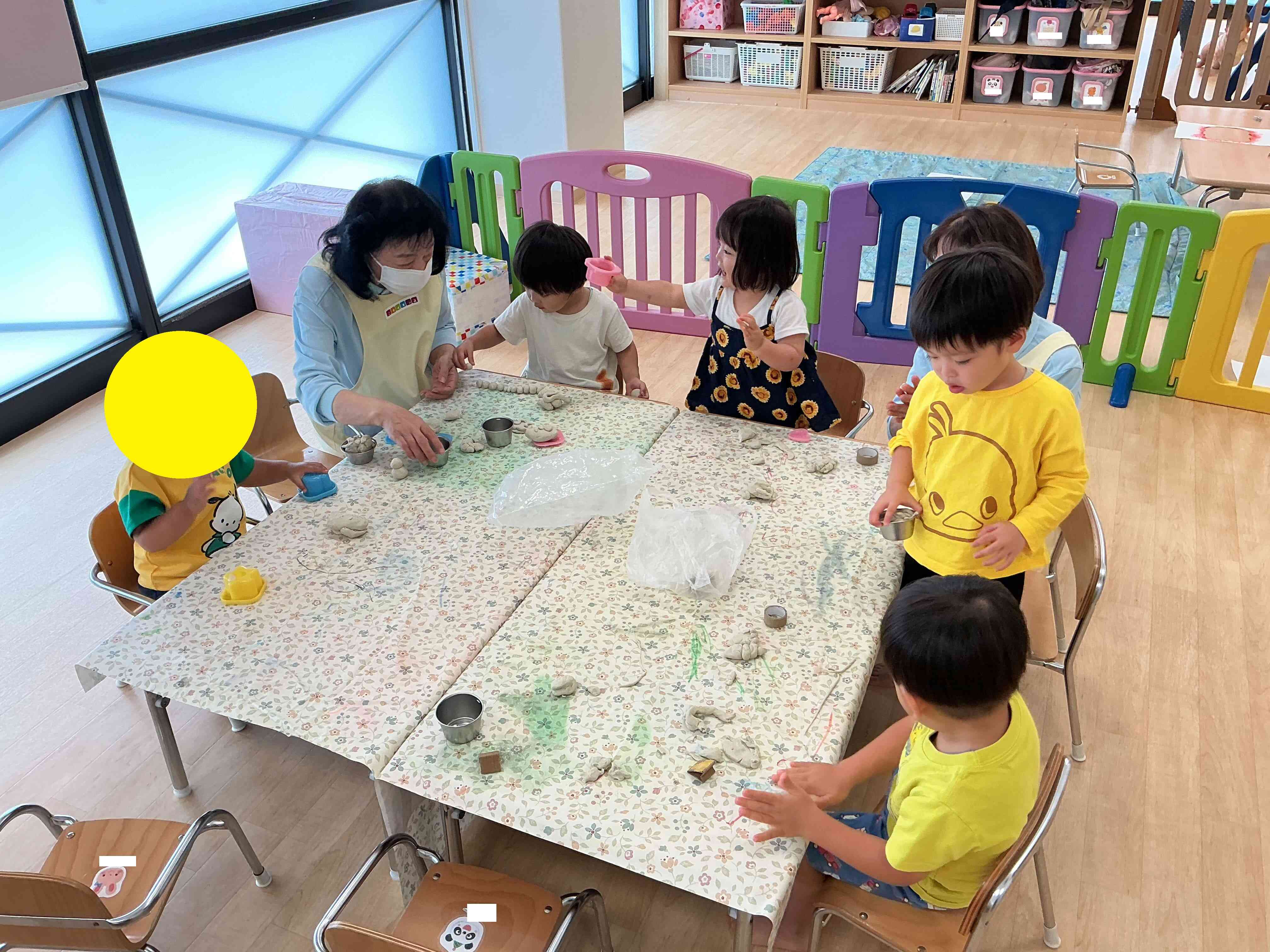 室内保育の様子