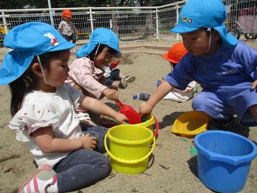 砂場であそぼ！