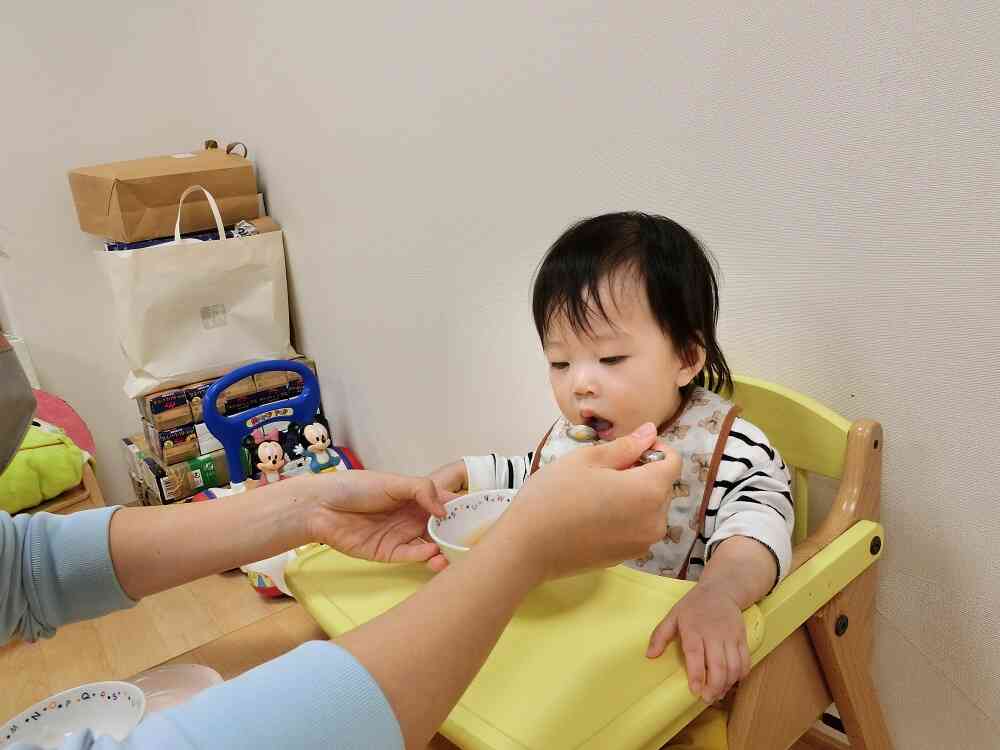 美味しい給食！もぐもぐ