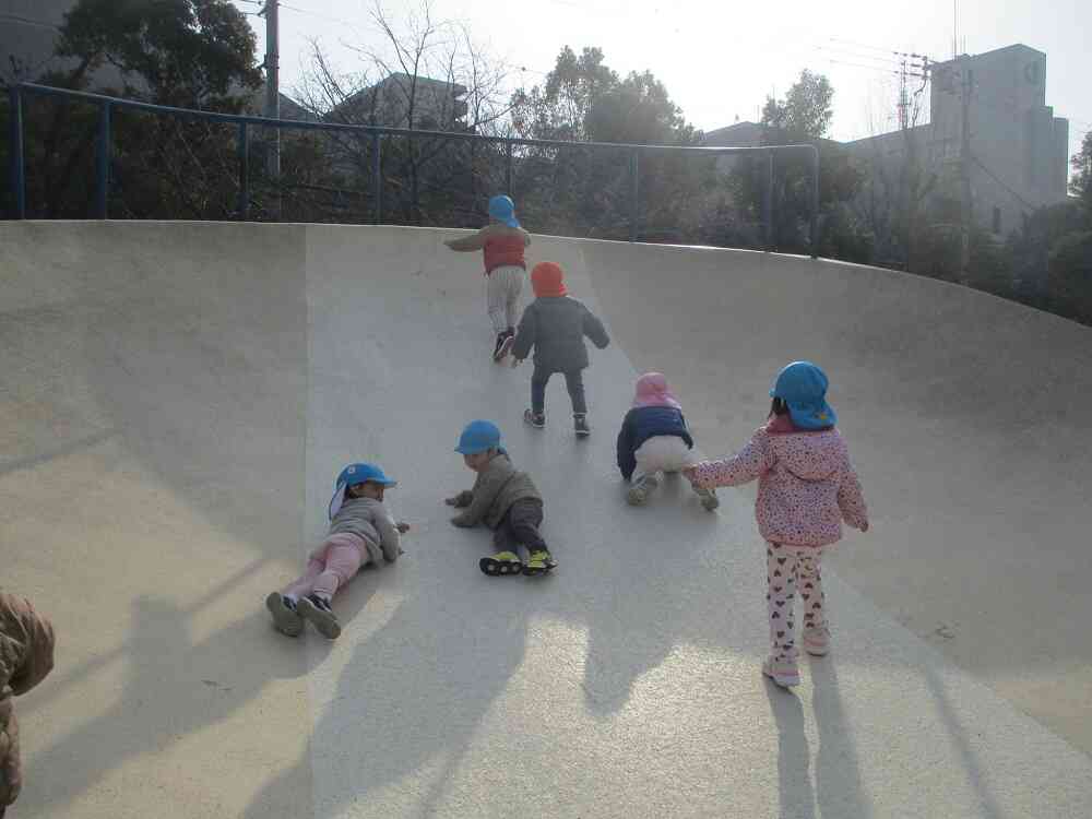 上汐公園名物の滑り台