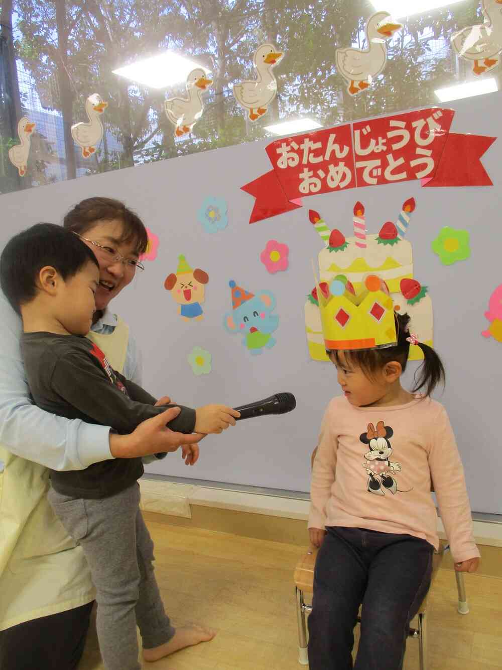 お友だちにインタビュー