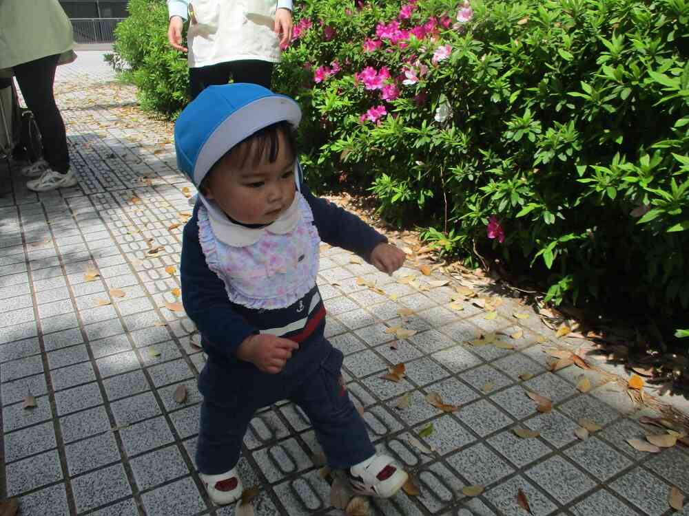 自分の足で、ずんずんずん…