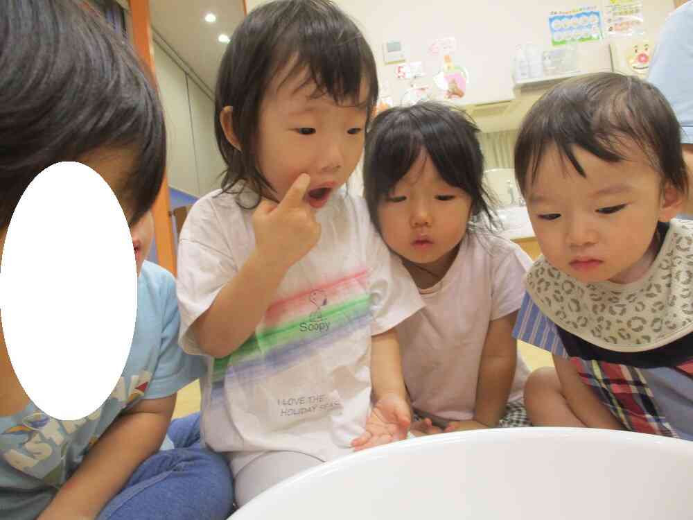 なにがはじまるのかな？とみんな興味津々！