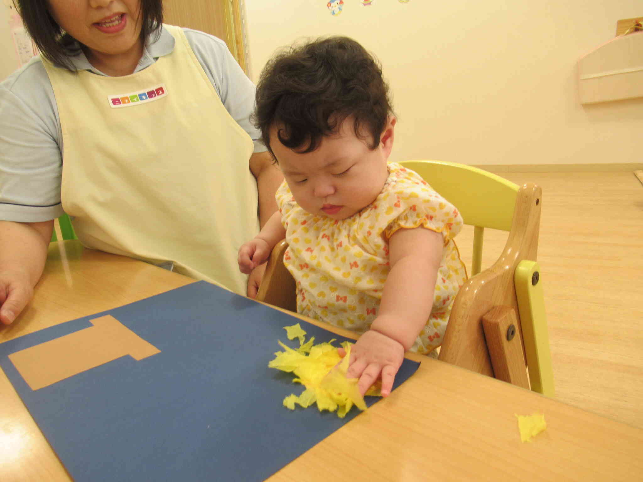 真剣なお顔で