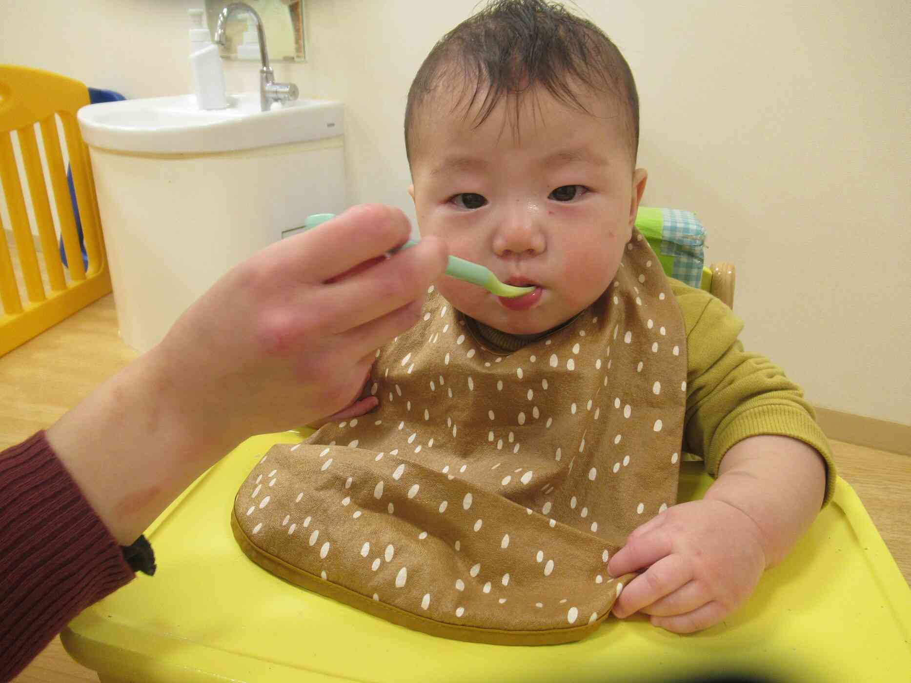 離乳食始まりました