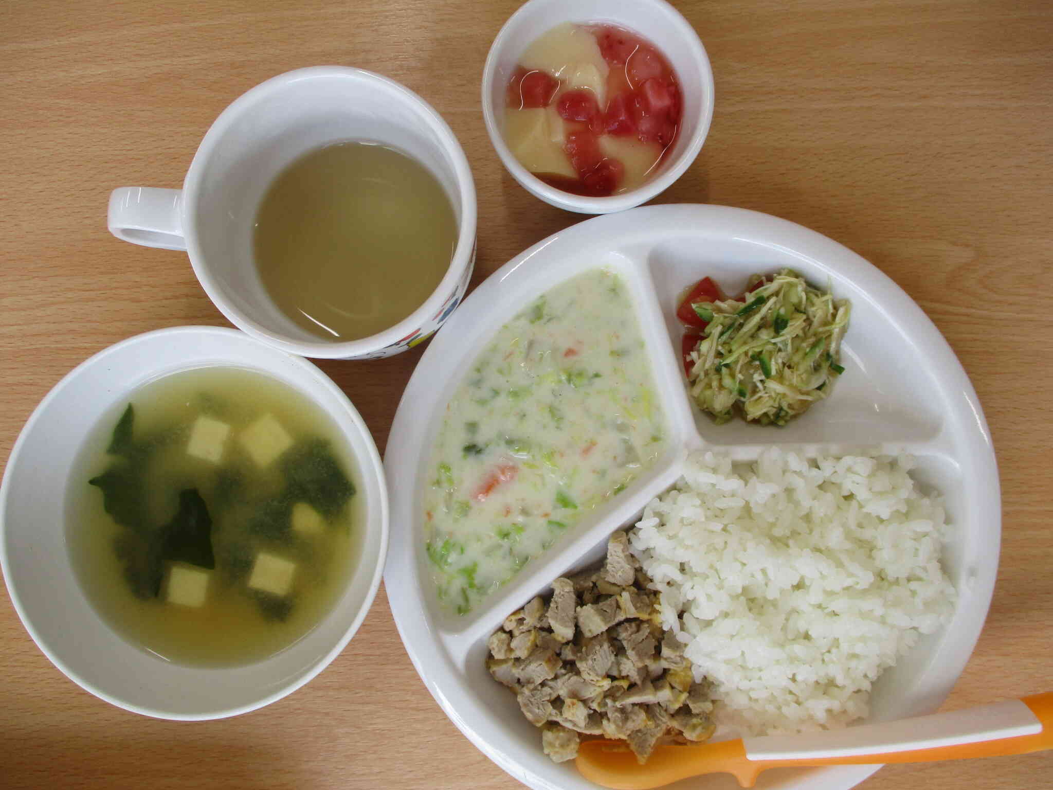 8/9の給食です。