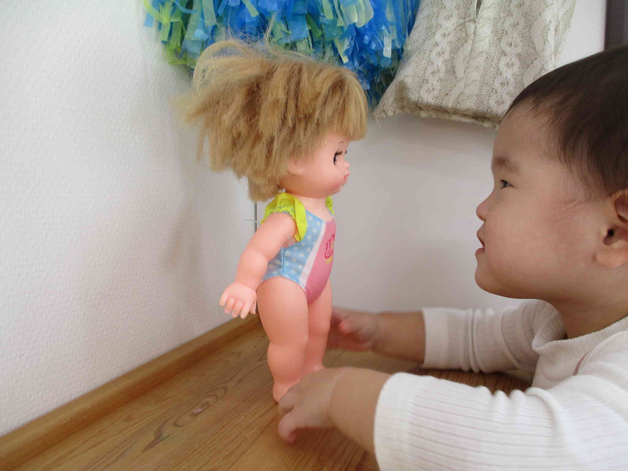 お人形と・・・