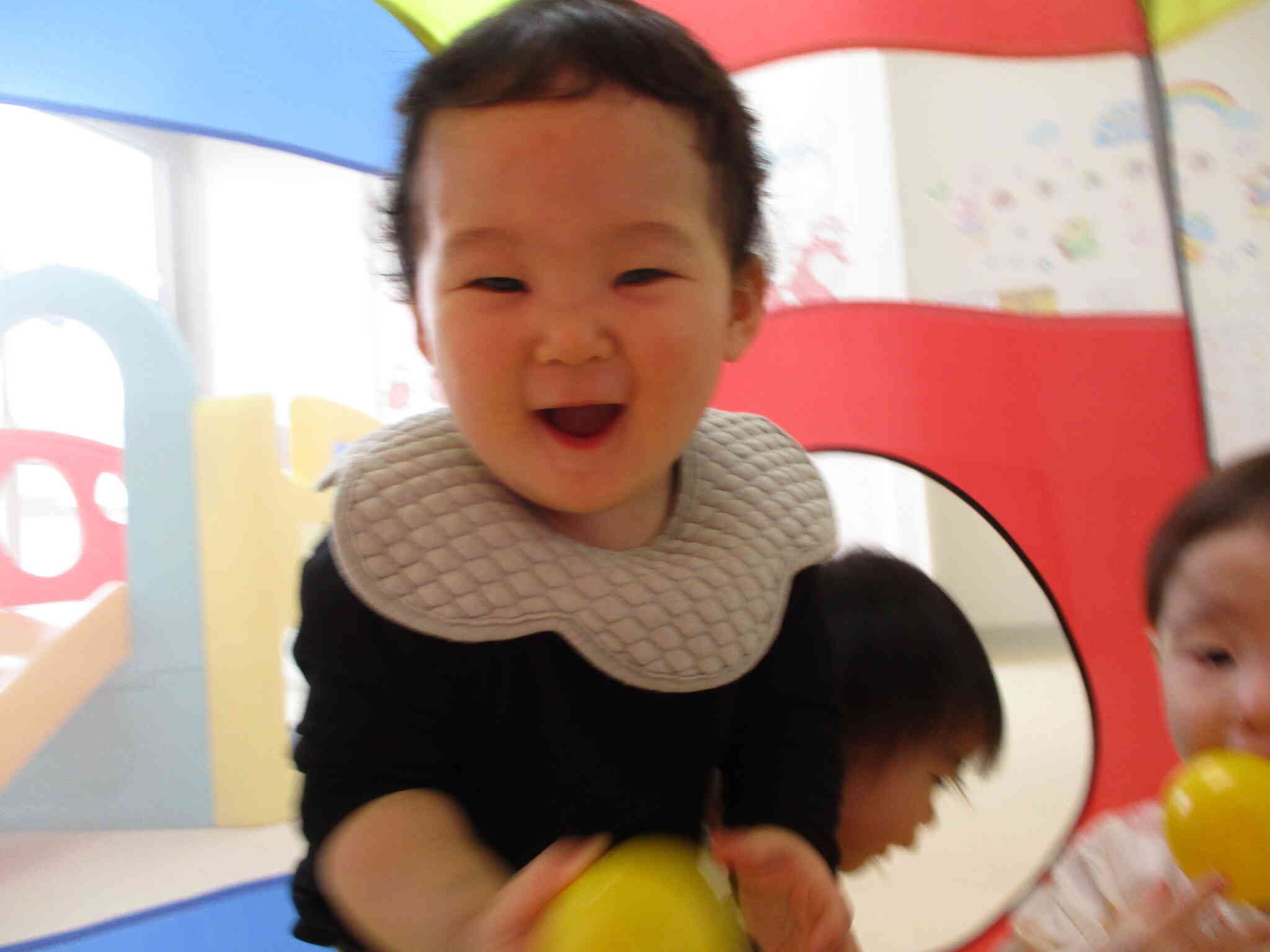 なんでも楽しんで笑顔が素敵です。