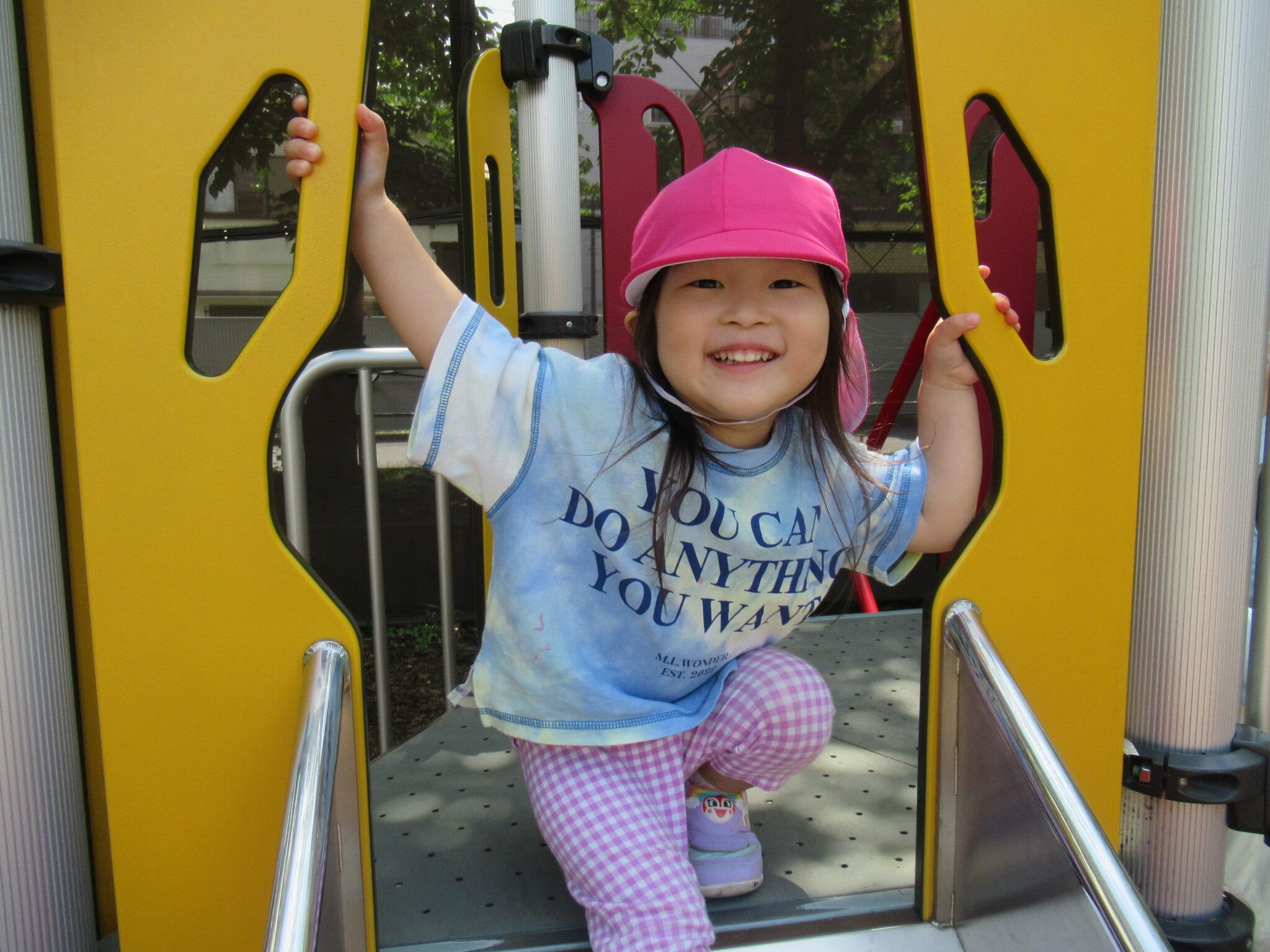 5/21きりん組（2歳児）初めての梅田亀田公園へ行きました！