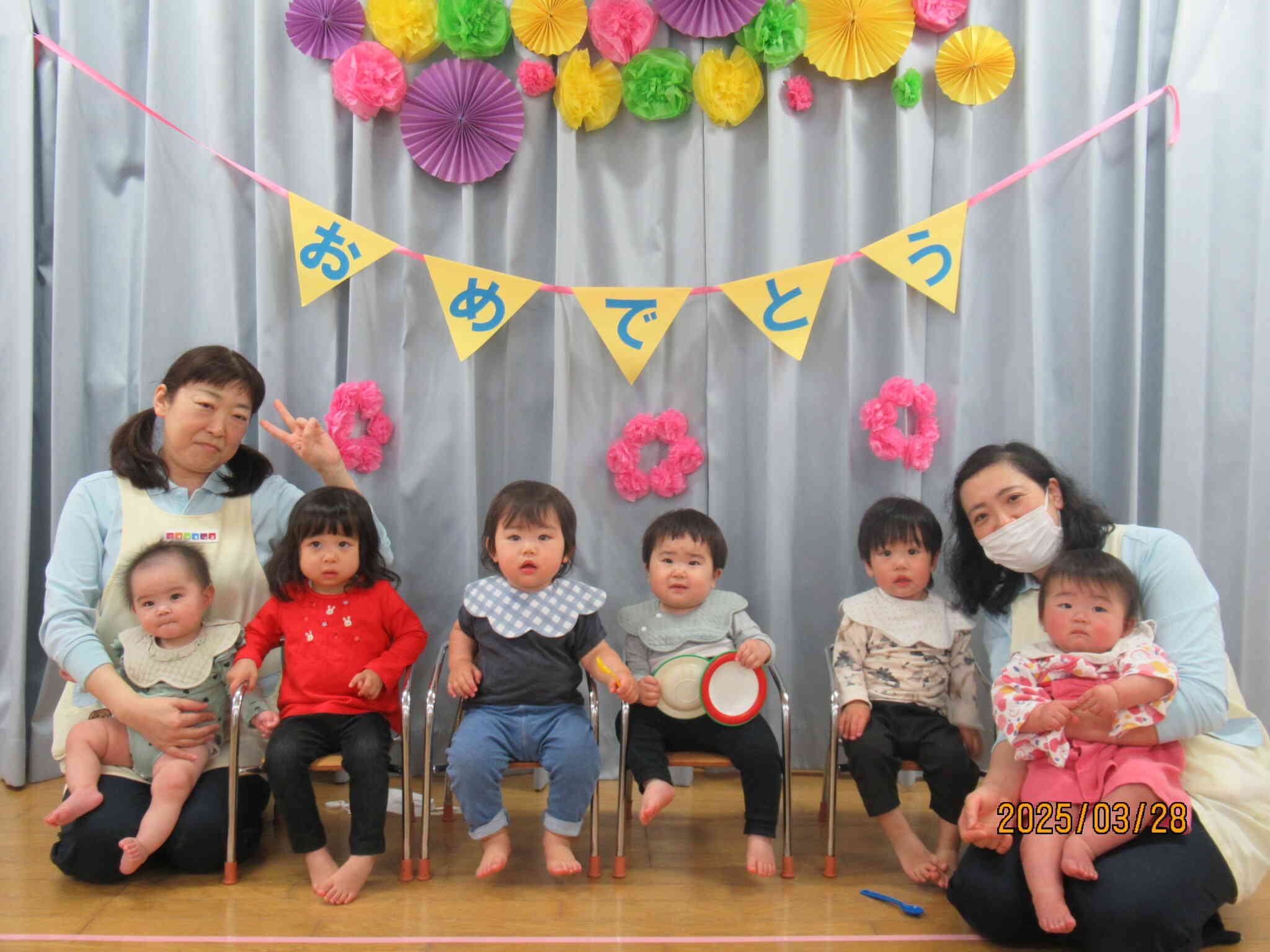 うさぎ組（0歳児）さんのお友だち☆4月からぱんだ組（1歳児）さんだね！