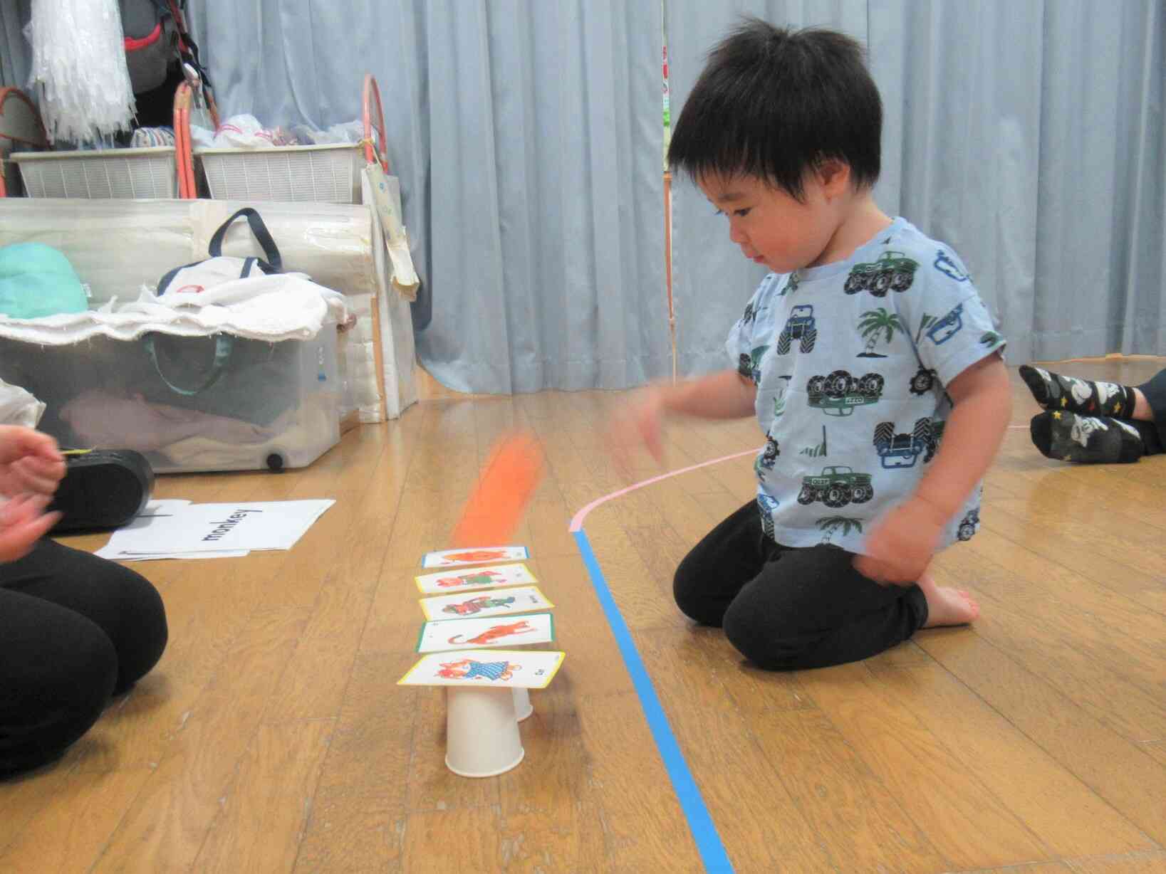 みんなの大好きなボーリング！ボールを投げるのも上手です。