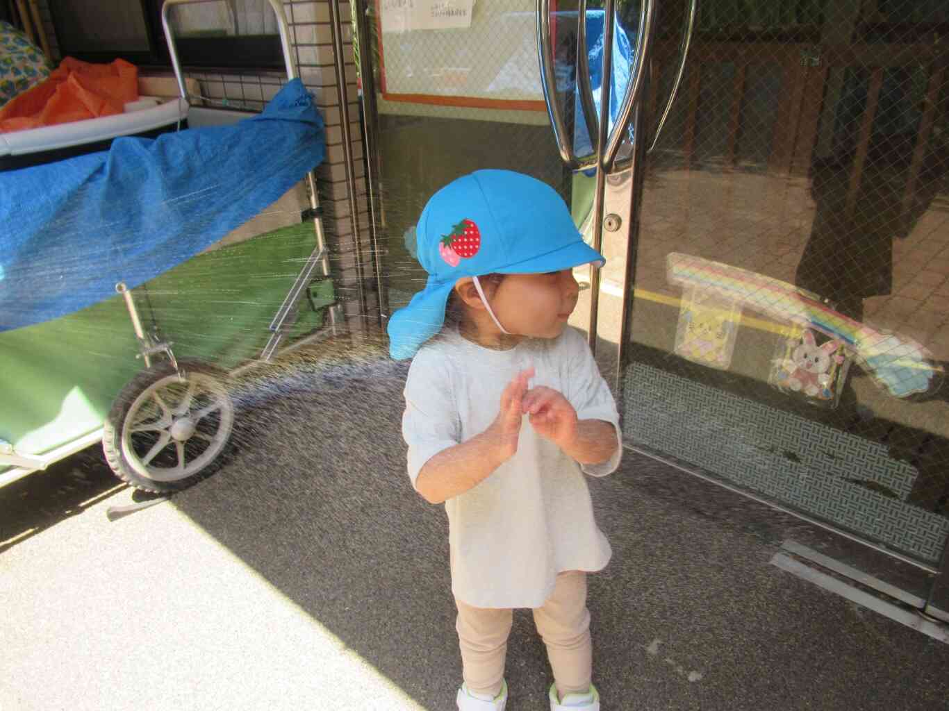 暑かったのでちょっと日陰で休憩～☆