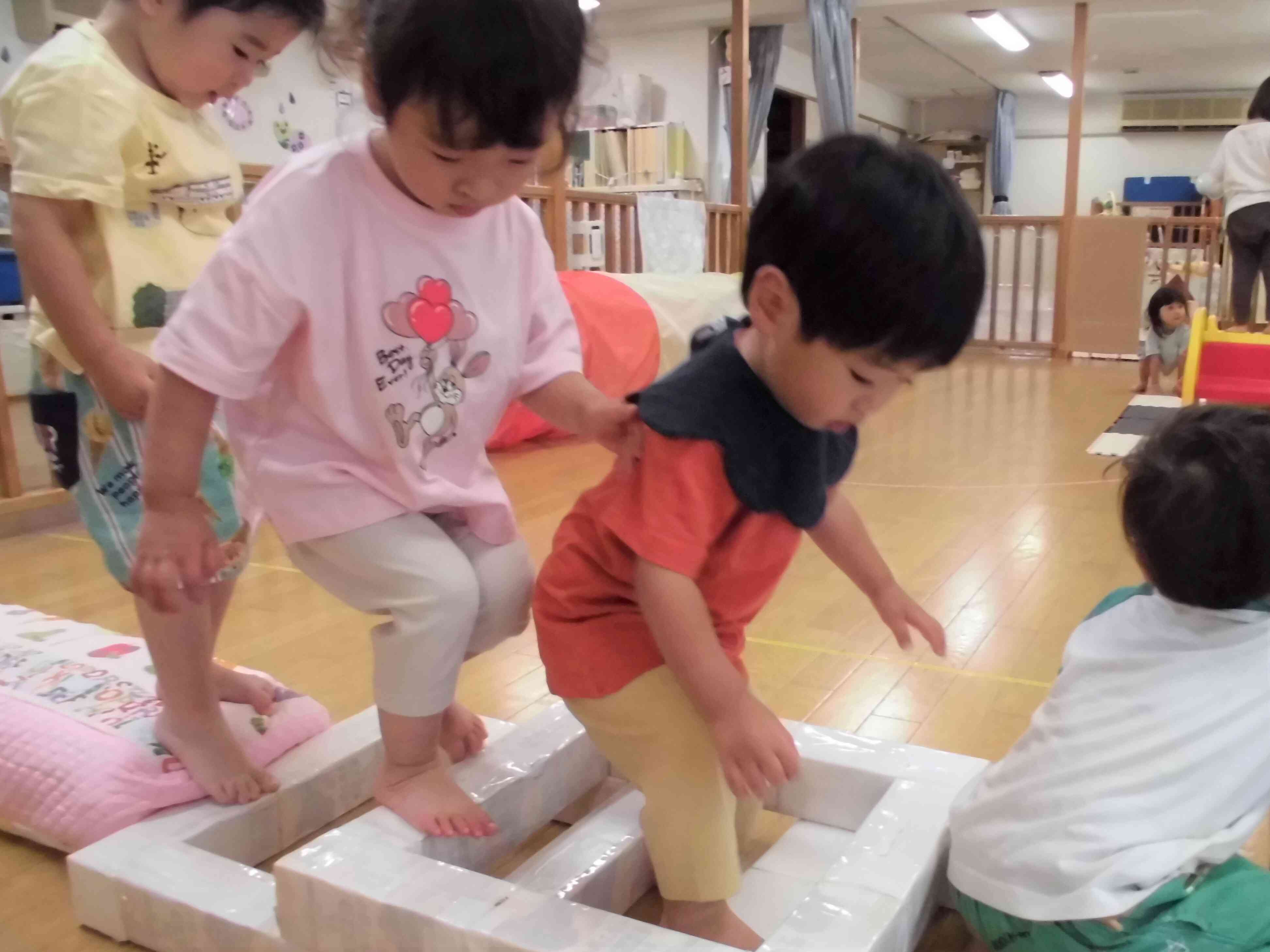 6/30　室内で体を動かしました！