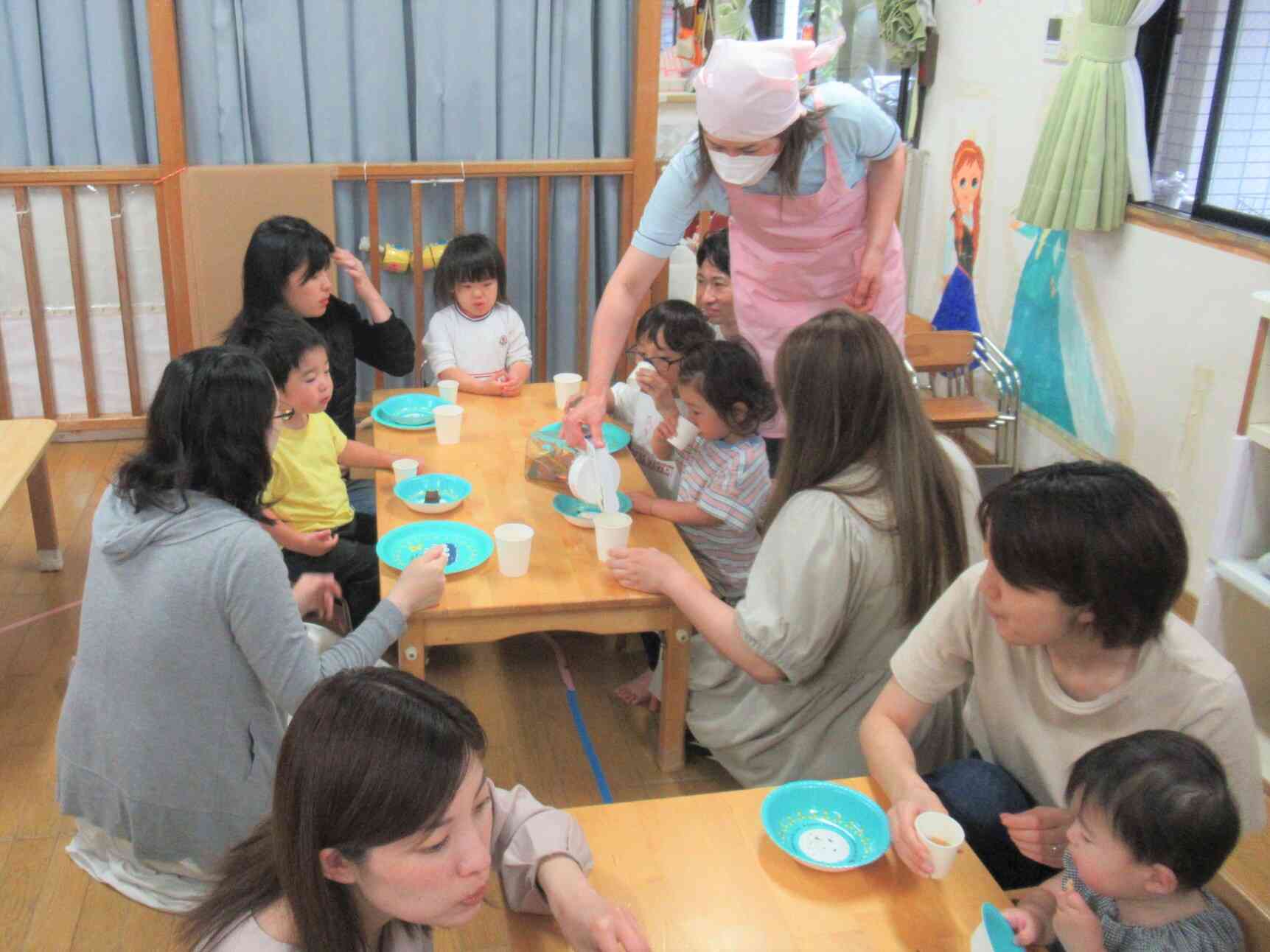 感触遊び「遊び」とおやつ試食会