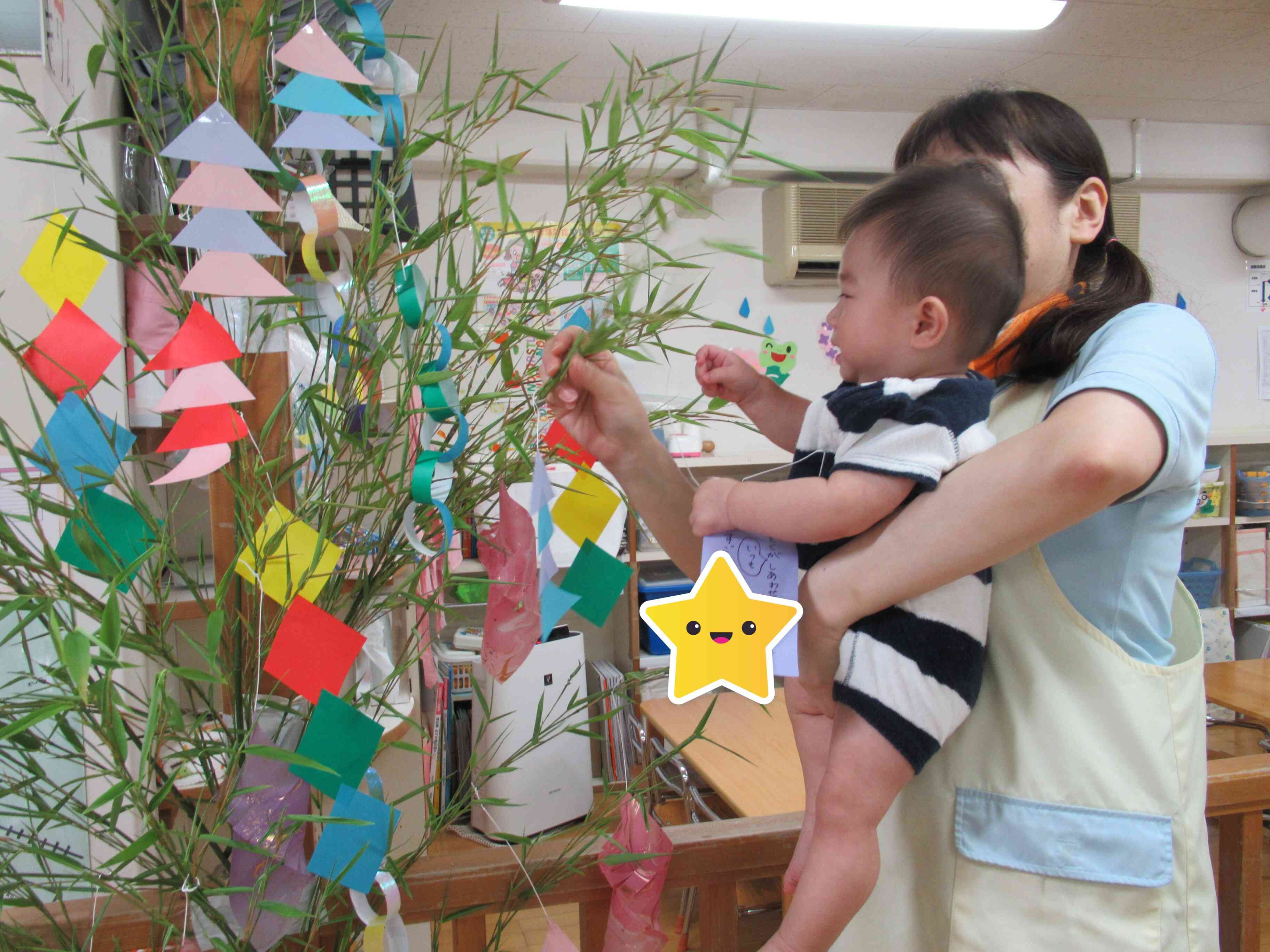 お願い事を飾る、うさぎ組（0歳児）さんのお友だち