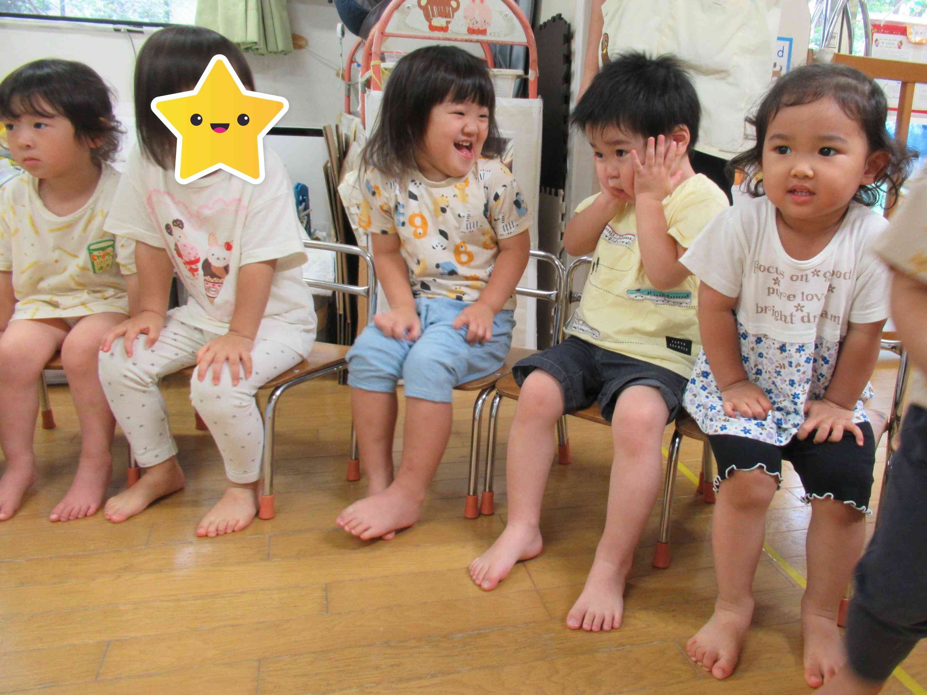 笹の葉に飾り付け☆