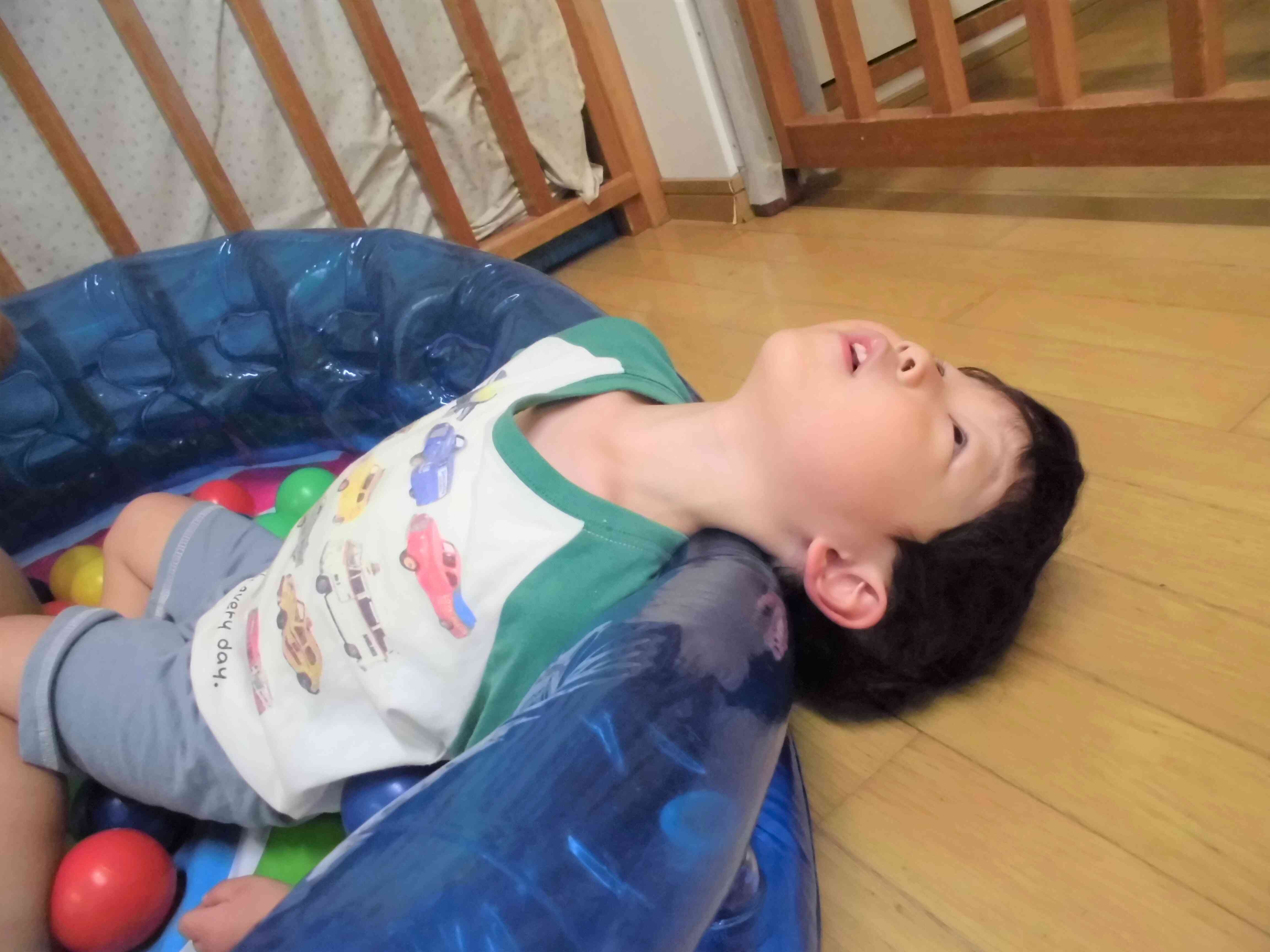 かけっこして疲れたらここで休憩します…（笑）