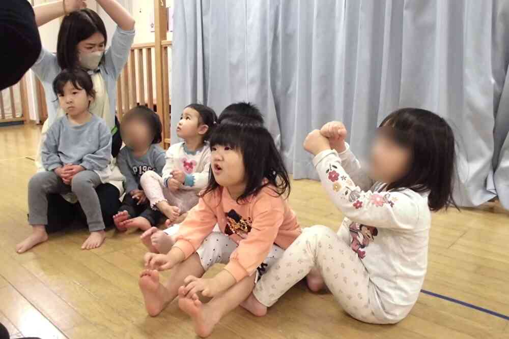 きりん組（2歳児）さんの様子