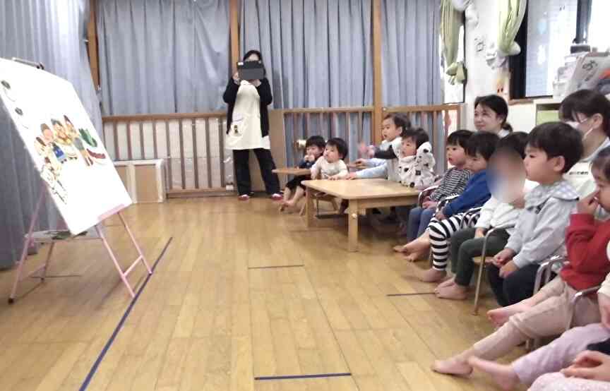 先生の出し物「大きなかぶ」のパネルシアター