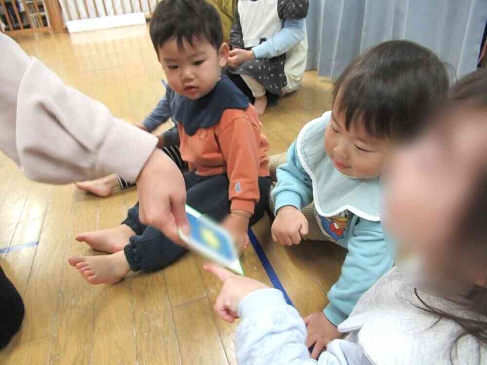 きらきら星が大好きで散歩中もいつも歌ってくれます⭐︎