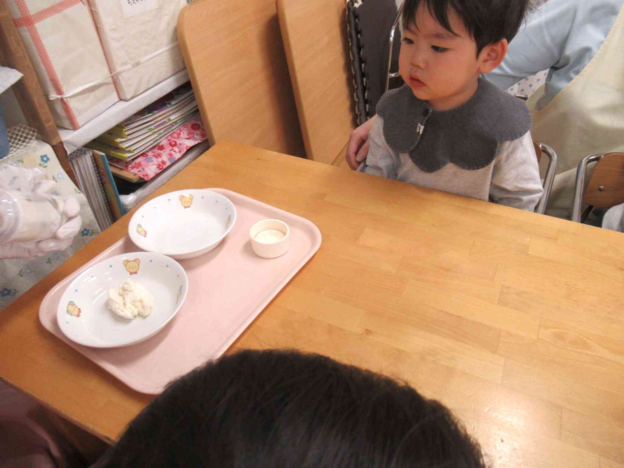 ぱんだ組(1歳児)さんのバターも出来上がり!