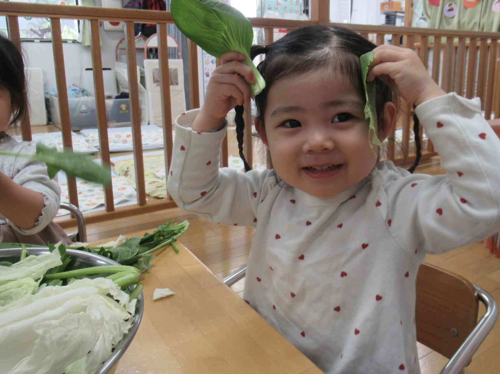 頭につけて髪飾りみたい♪