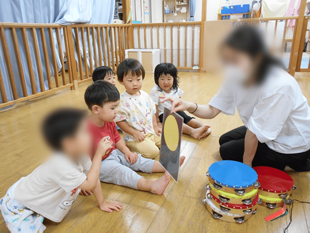 きりん組（2歳児）さんの様子