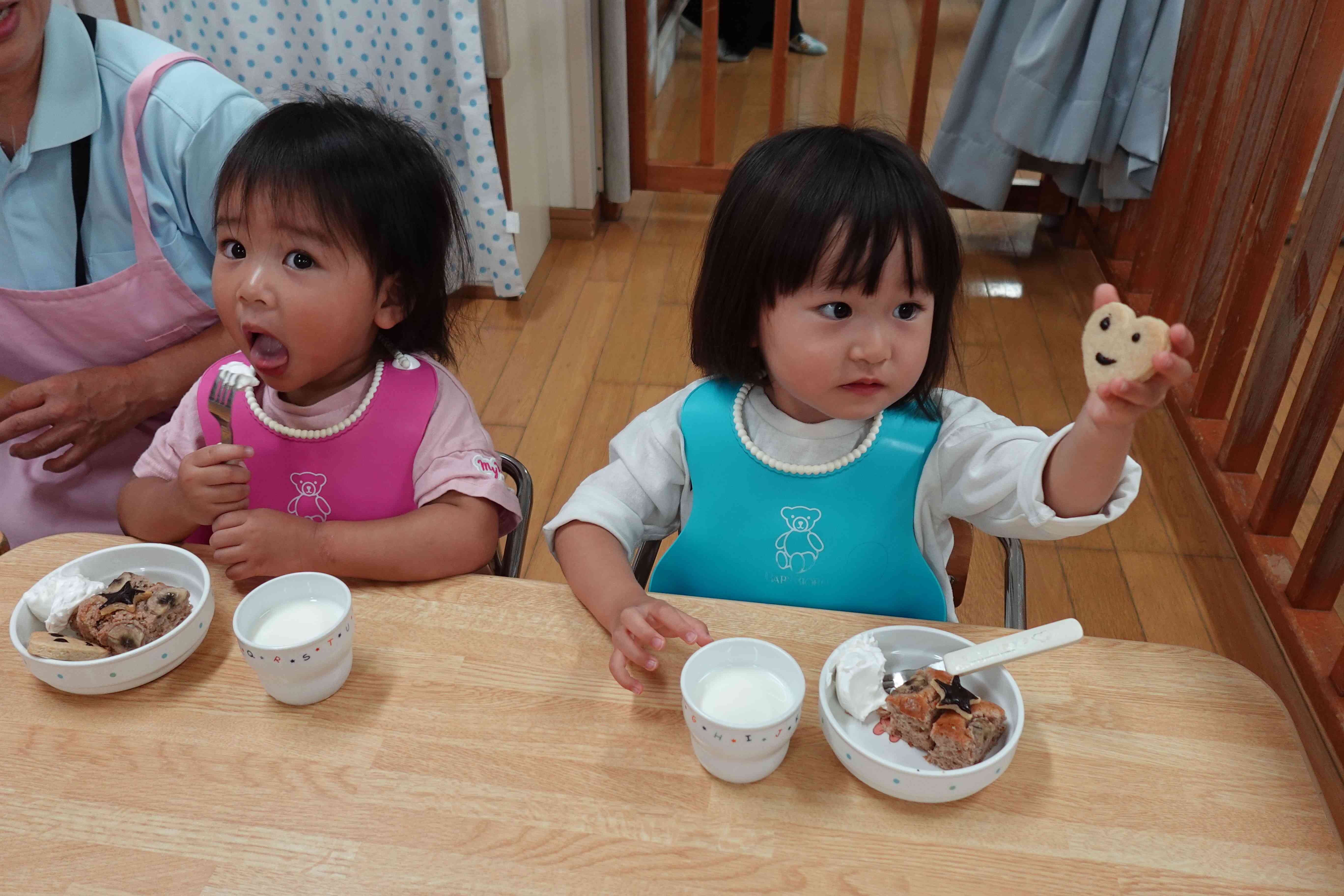 女の子はハートのクッキー♪