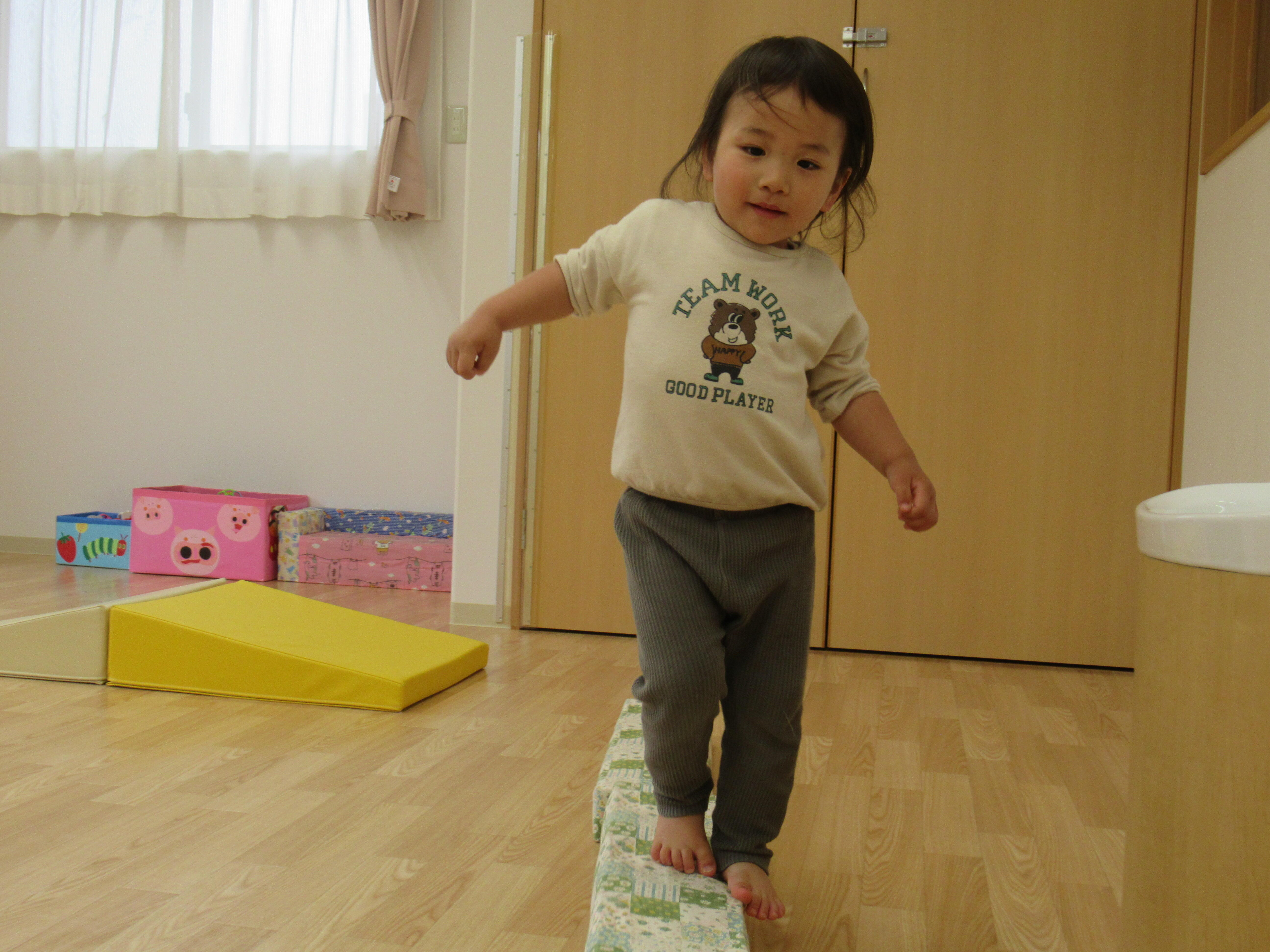 運動遊びをしたよ（２歳児）