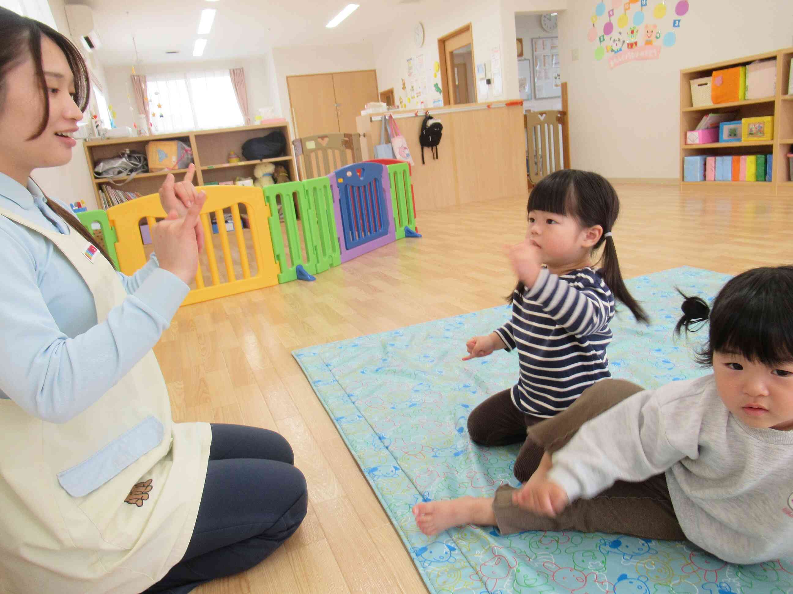 子育て広場～おはなし会～