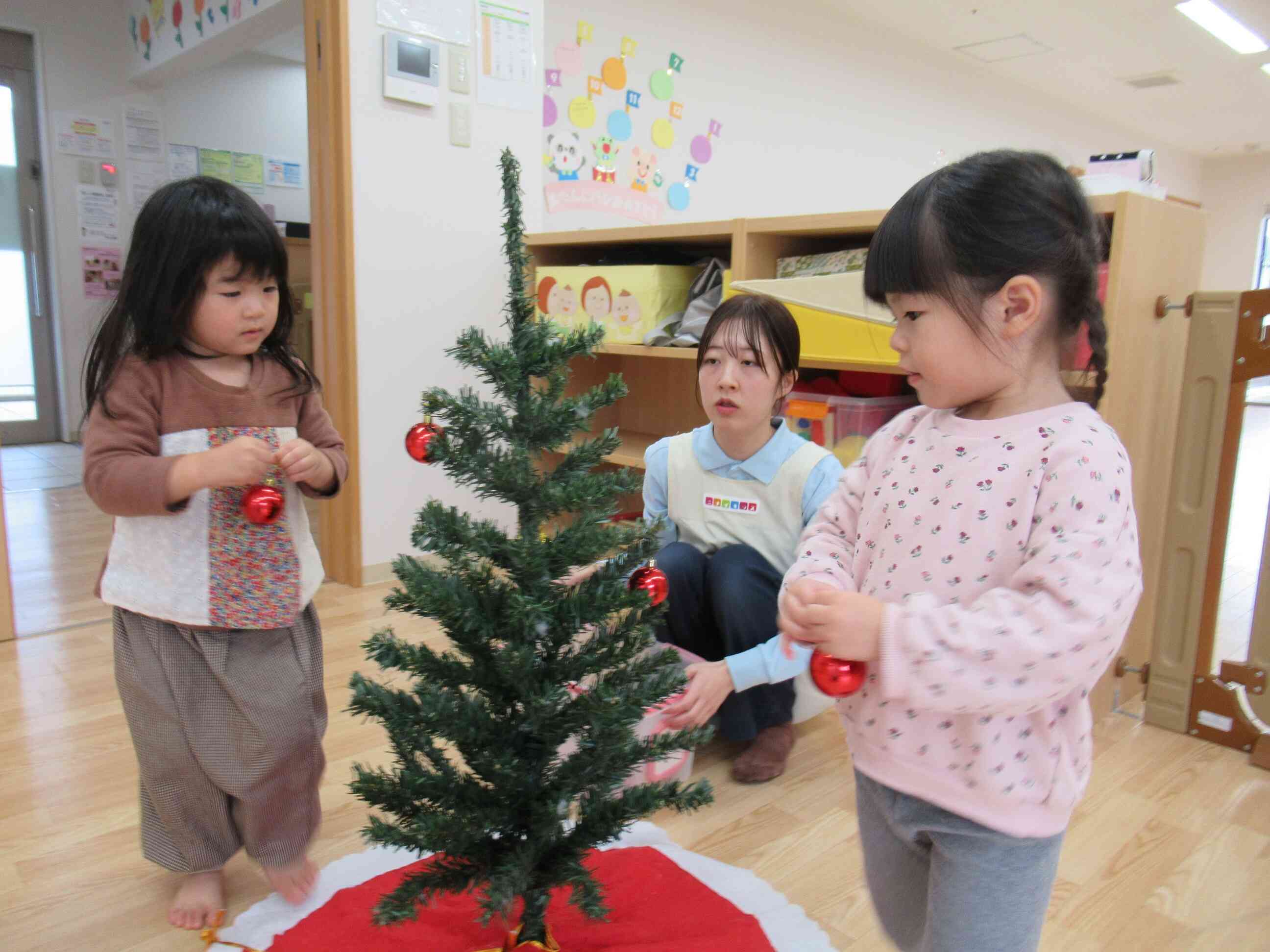 クリスマスツリー飾ったよ。