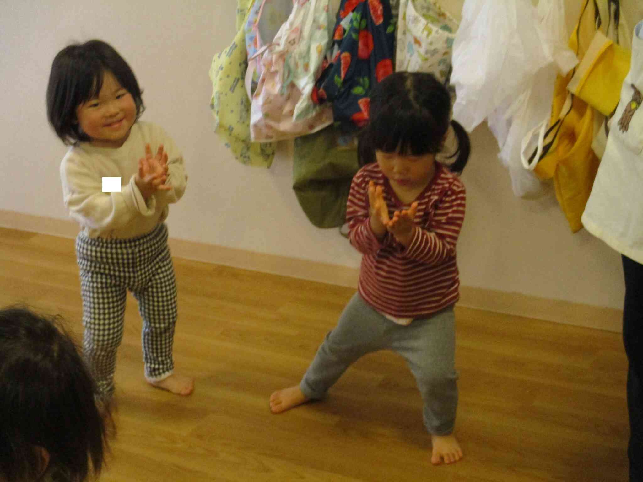 2歳児　うさぎ組　リトミック