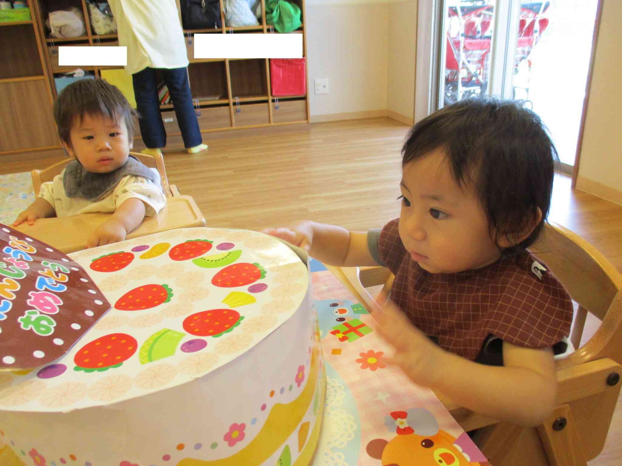 0歳児クラス　ひよこ組　8月誕生会
