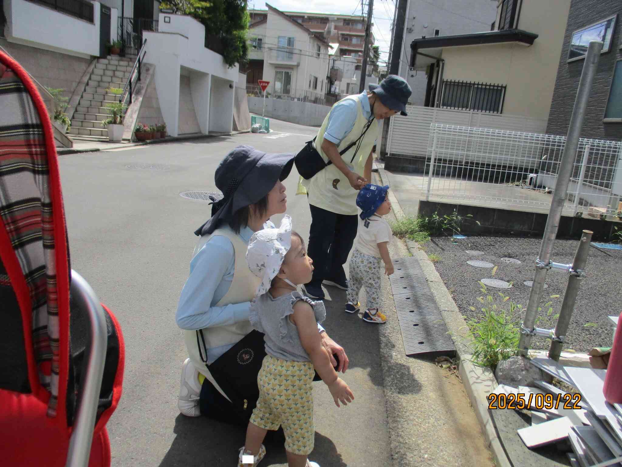 ０歳児クラス　ひよこ組　お散歩　