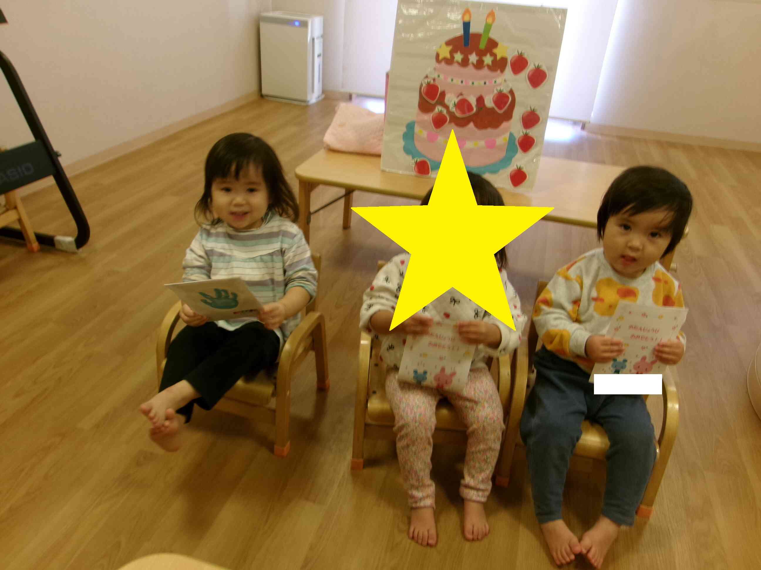 1歳児クラス　あひる組　11月誕生会