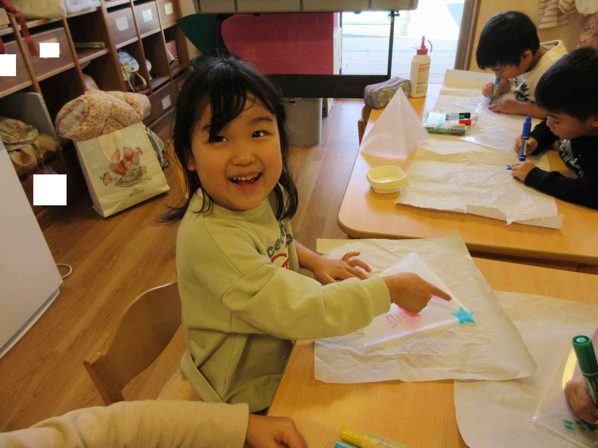 4歳児　ぱんだ組　クリスマス製作