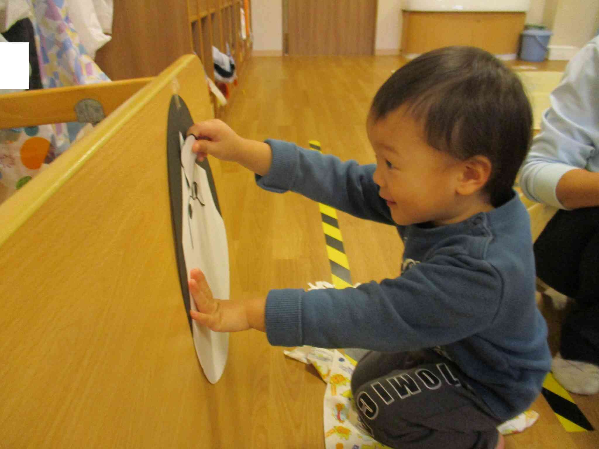 2歳児クラス　うさぎ組　福笑い