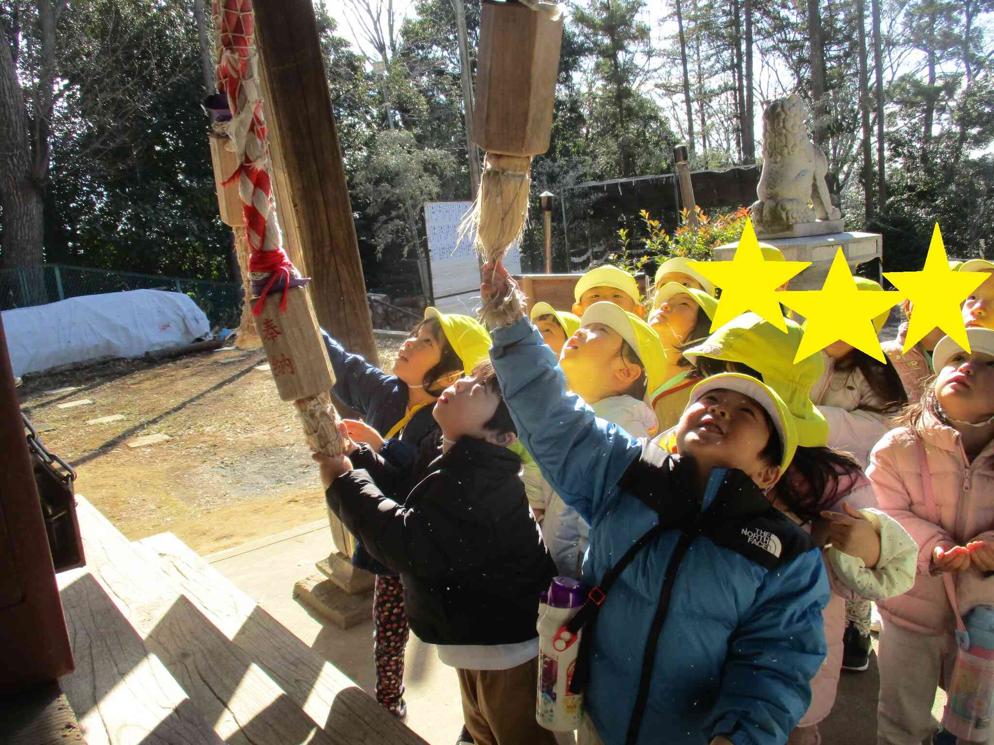 ３歳児　りす組　初詣