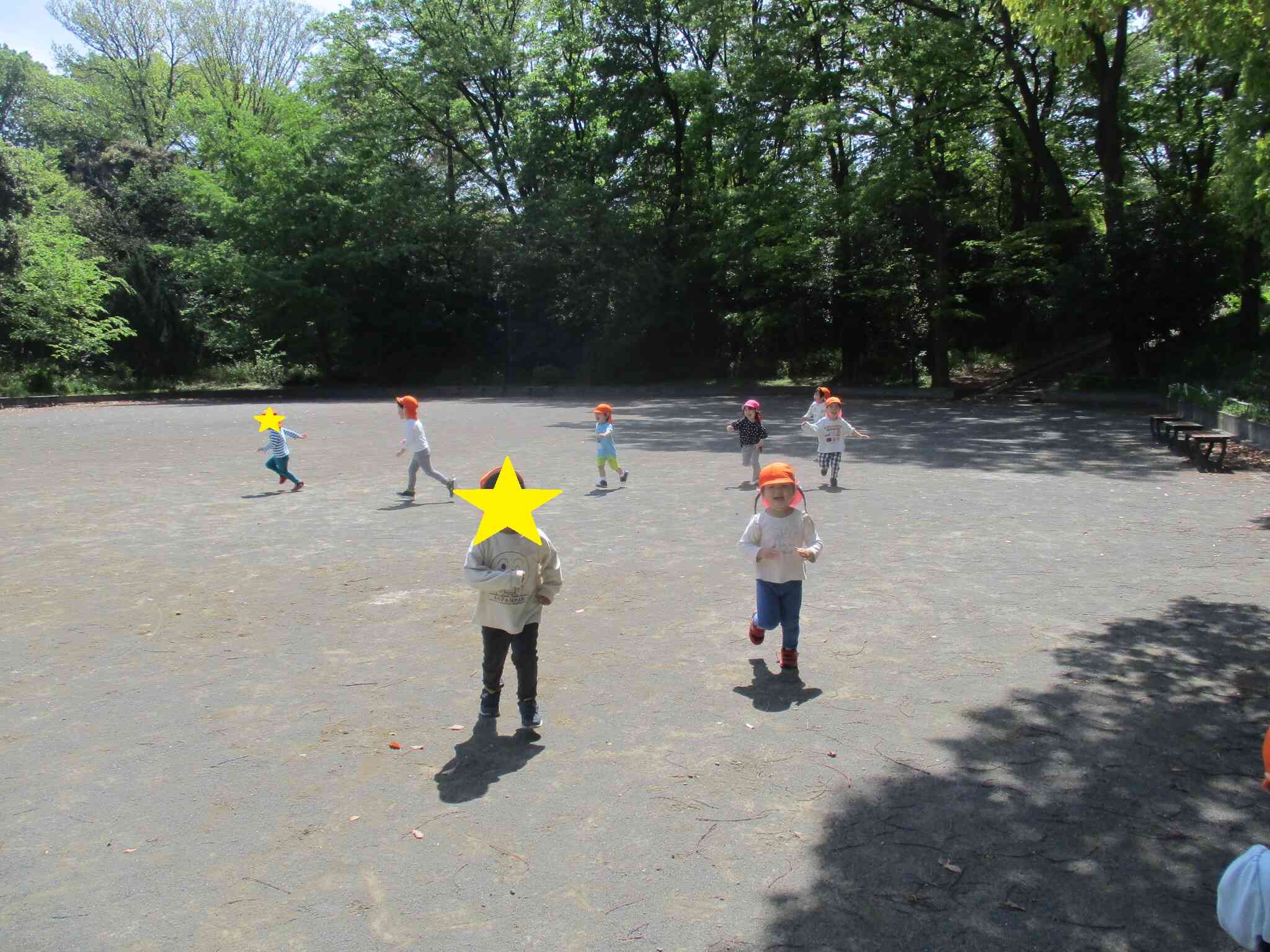3歳児　りす組　公園