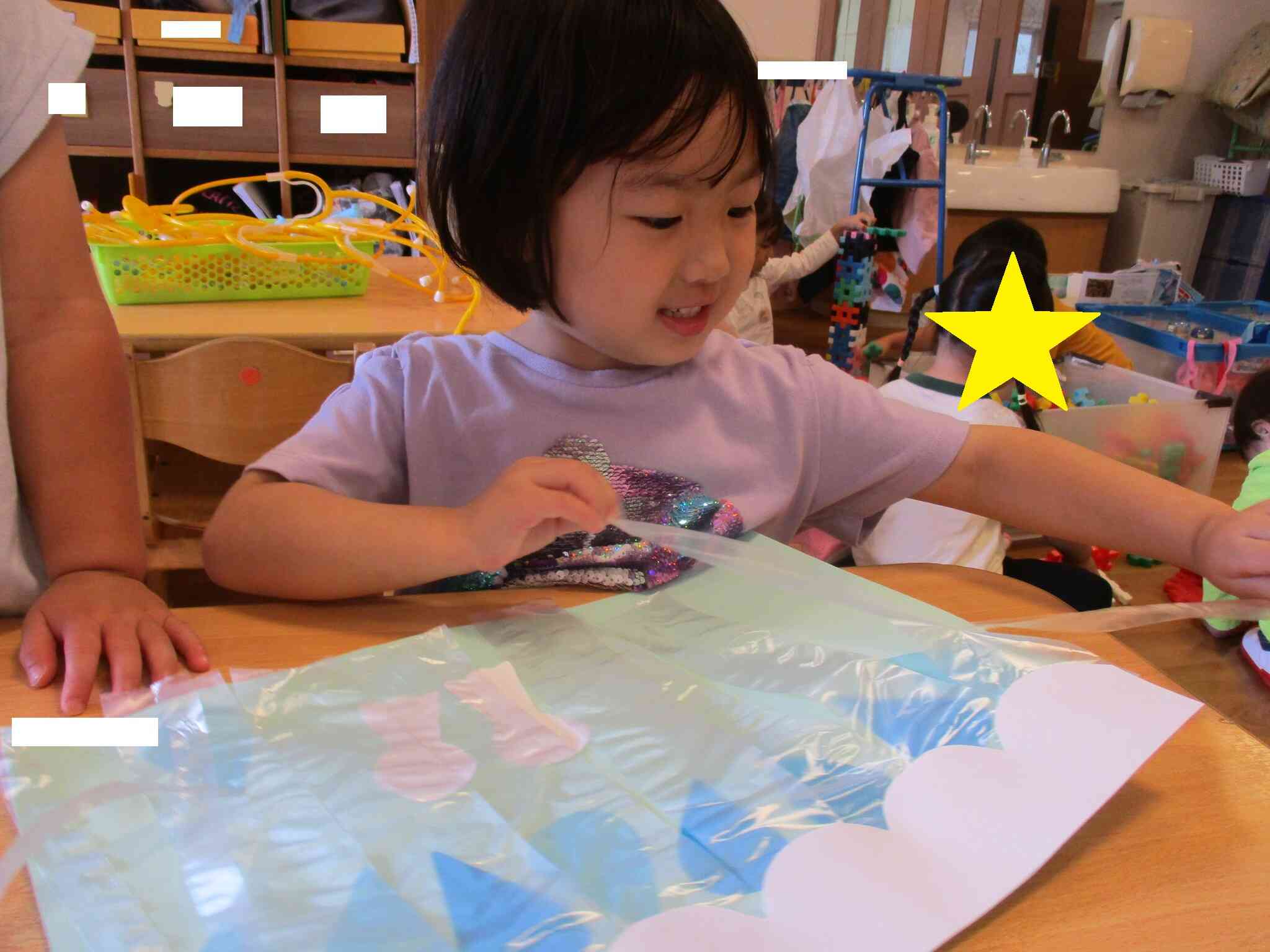 ３歳児　りす組　梅雨製作