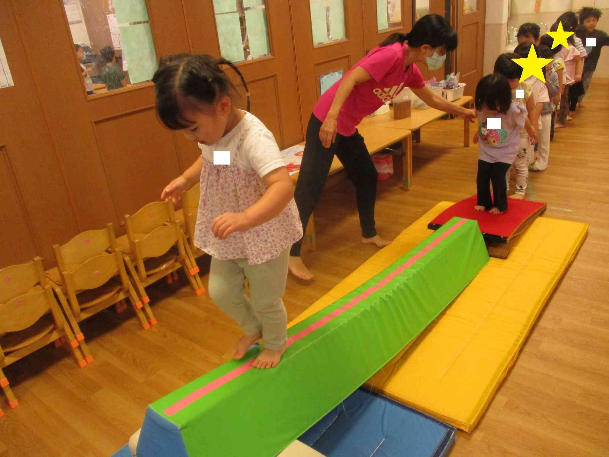 ３歳児　りす組　体操