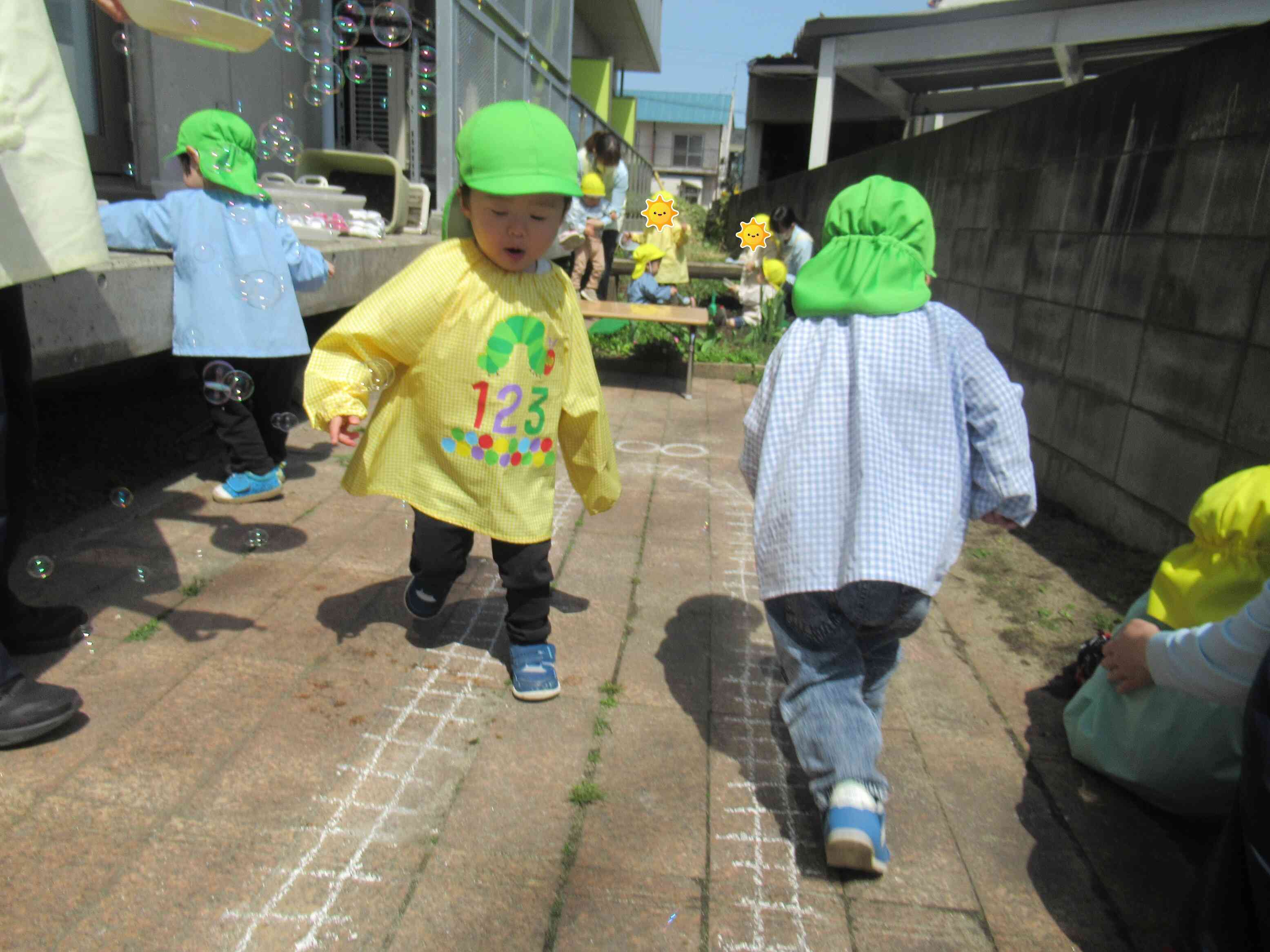 お外遊びを楽しもう!